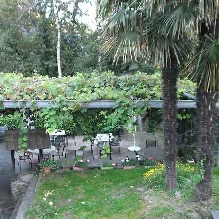 Grotto Pergola Bed & Breakfast Giornico Luaran gambar
